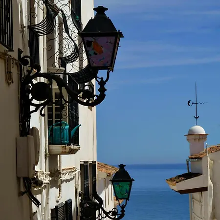 A Pie De Playa Con Ascensor Y Workspace By Delucaco * Altea